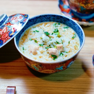 鶏肉のにらしょうゆ雑炊【和食・主食】